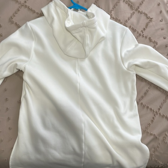 White Avia quarter zip pull over - Picture 2 of 2